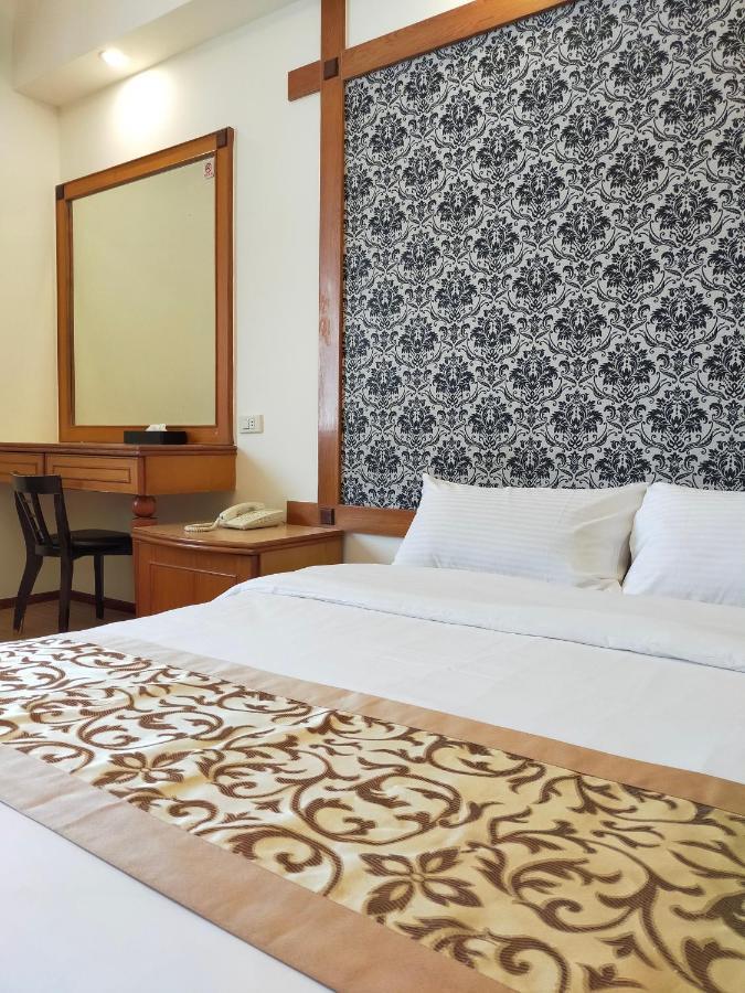 הואליין סיטי 陶陶居商旅 Tautauchu Hotel מראה חיצוני תמונה