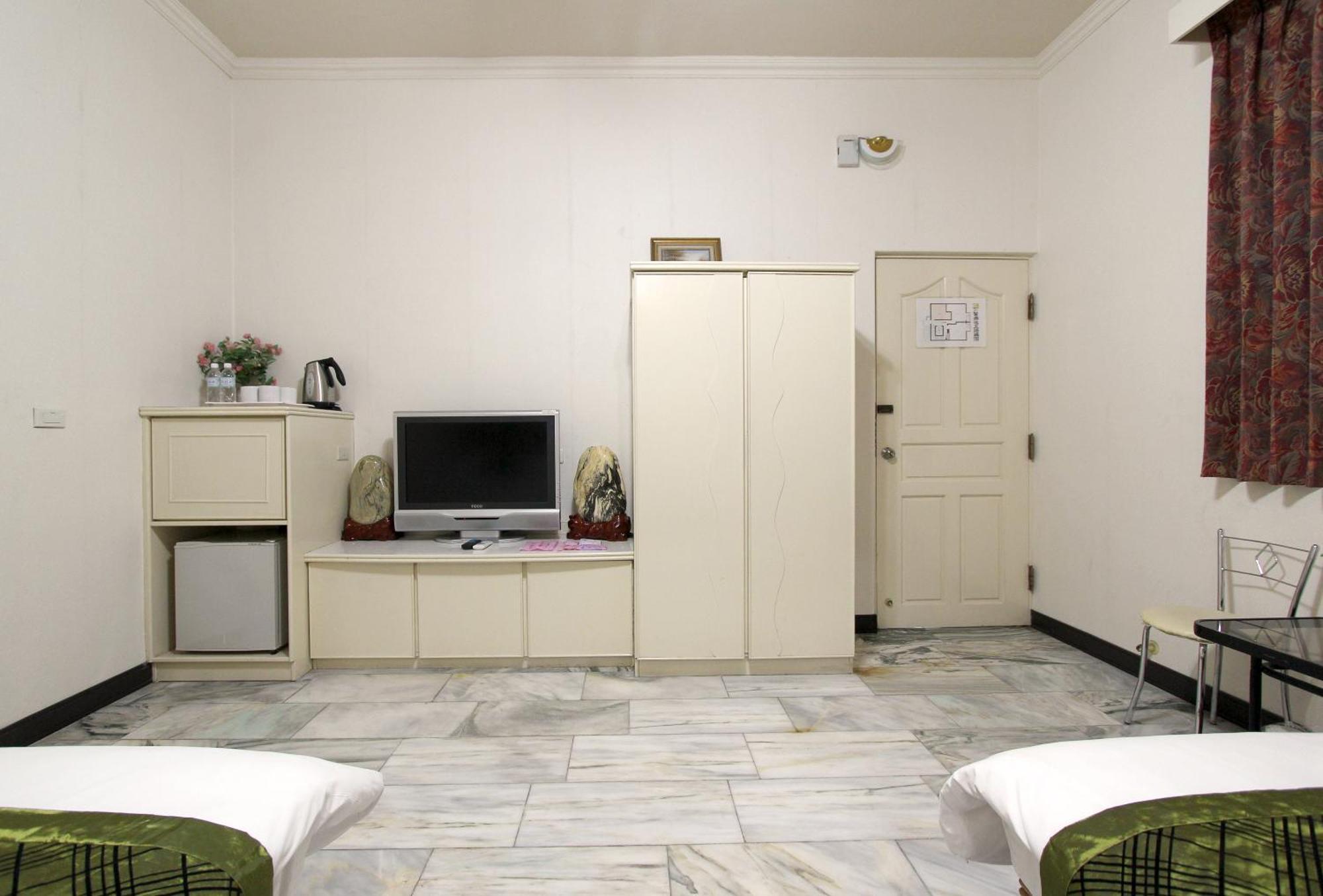 הואליין סיטי 陶陶居商旅 Tautauchu Hotel מראה חיצוני תמונה