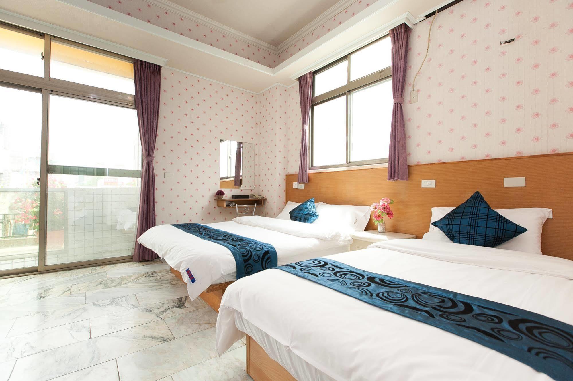 הואליין סיטי 陶陶居商旅 Tautauchu Hotel מראה חיצוני תמונה