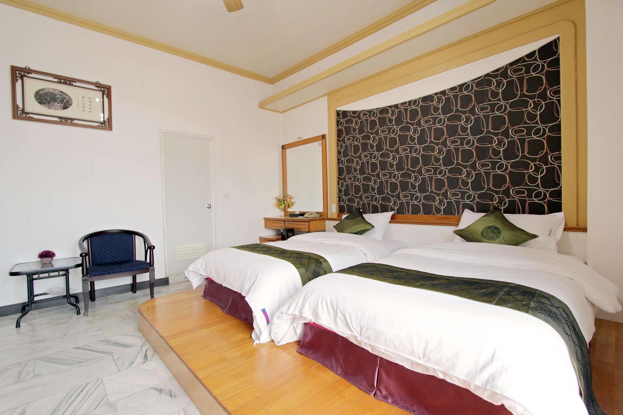 הואליין סיטי 陶陶居商旅 Tautauchu Hotel מראה חיצוני תמונה